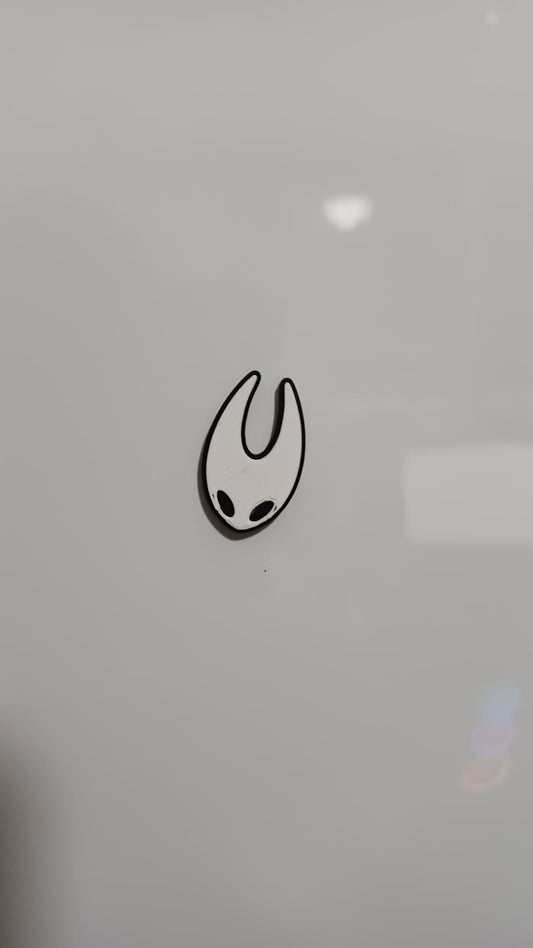 Imán 3D de Hornet inspirado en Hollow Knight Silksong